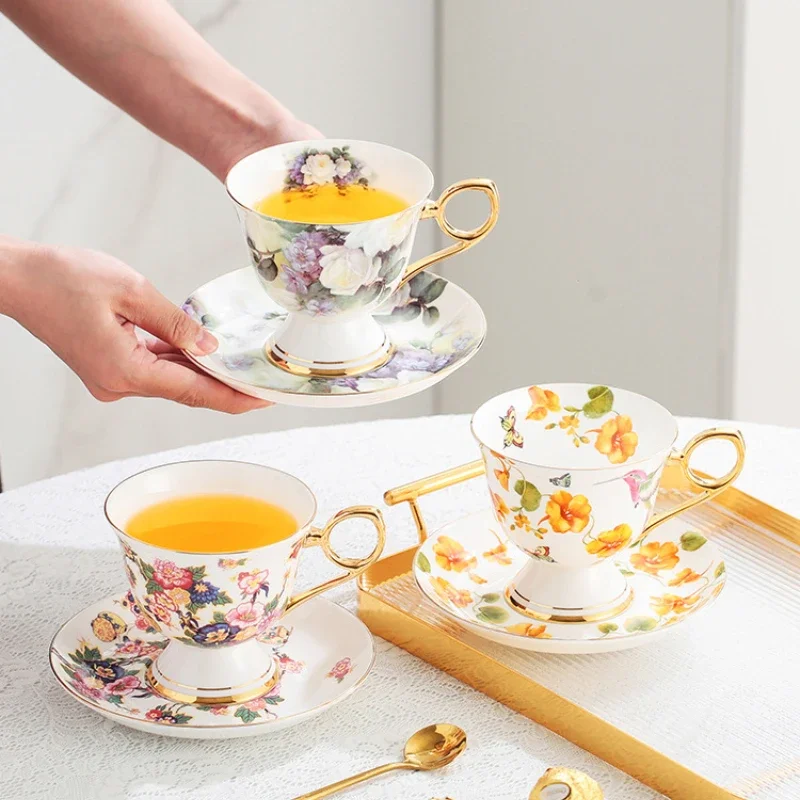 Xícara de Café e Pires com Flo - Celadon Ceramic Cup avaliação e preço